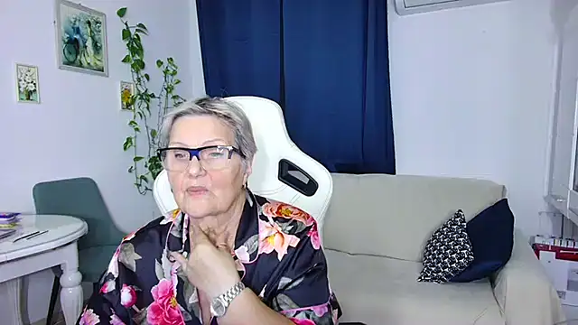 Selenna57 online show from January 8, 6:32 pm