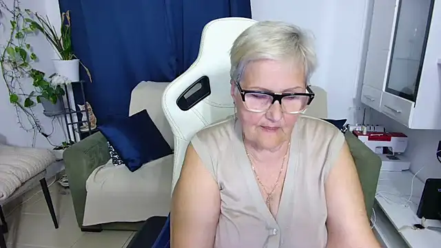 Selenna57 online show from May 8, 4:56 pm