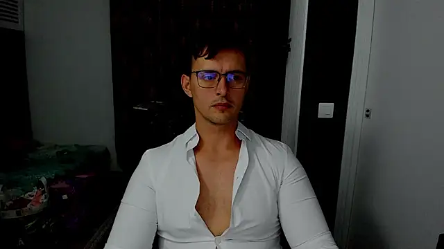 sexxymuscles4u online show from October 7, 11:51 am