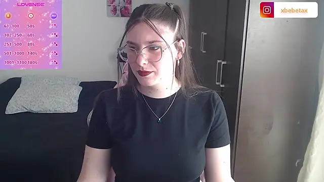 xxbbtaa online show from December 3, 7:44 pm