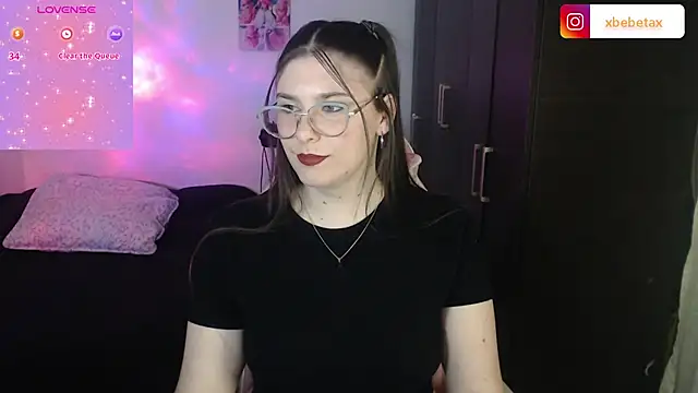 xxbbtaa online show from December 4, 1:58 am