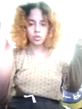 EmmaMelissa0521 online show from March 7, 4:48 pm