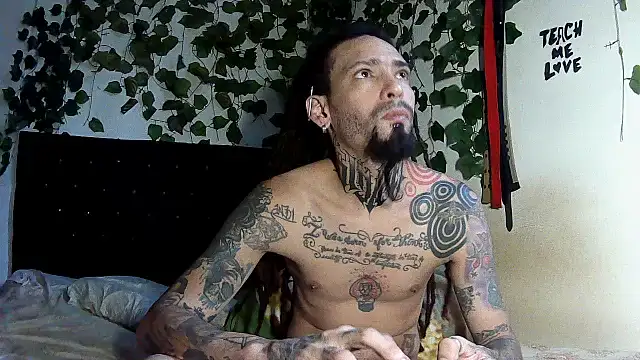 Snapshot of caribbeanlover1 chatting on July 10, 7:38 pm caribbeanlover1 online show from July 10, 7:38 pm