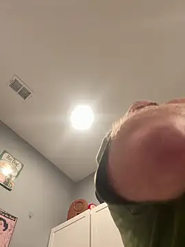 smokeymt420 online show from April 11, 4:06 am