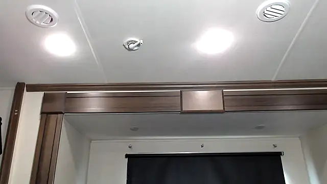 ThickD2C online show from November 15, 6:04 pm