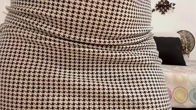 Estefani 32 online show from December 20, 4:14 pm