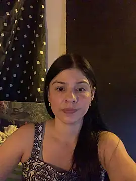 Estefani 32 online show from June 2, 7:05 pm