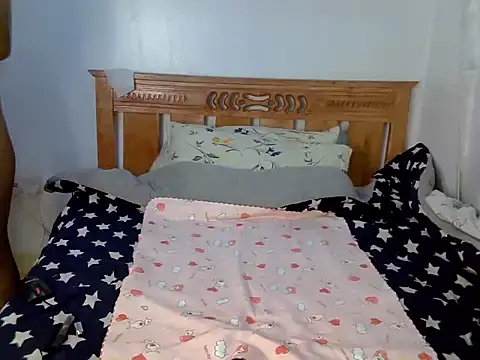 purplescarlet online show from January 5, 10:24 pm