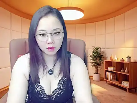 Giuliam online show from April 18, 3:10 am