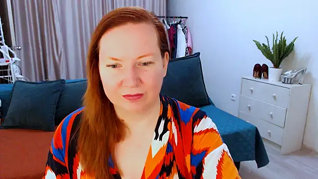 Snapshot of GoddessLara chatting on September 8, 11:04 pm GoddessLara online show from September 8, 11:04 pm