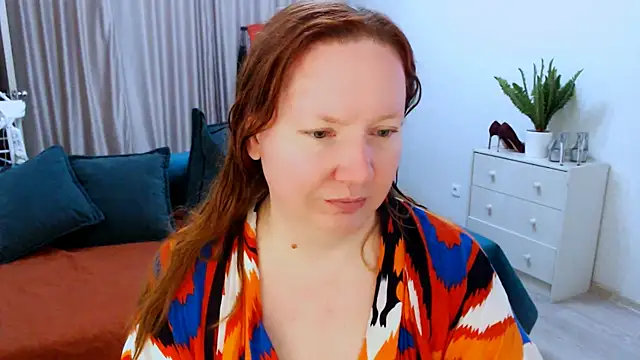 Snapshot of GoddessLara chatting on September 28, 8:58 pm GoddessLara online show from September 28, 8:58 pm