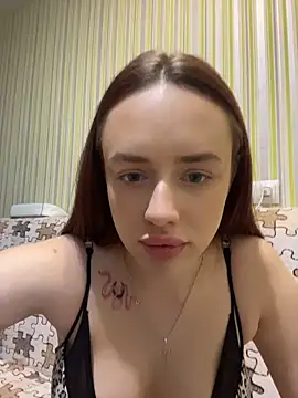 Lisaaan online show from April 8, 3:12 pm