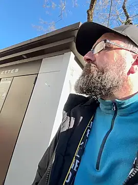 Snapshot of jim470 chatting on February 1, 2:34 pm jim470 online show from February 1, 2:34 pm