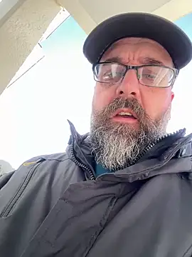 Snapshot of jim470 chatting on February 2, 2:02 pm jim470 online show from February 2, 2:02 pm