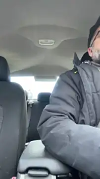 Snapshot of jim470 chatting on February 8, 8:52 am jim470 online show from February 8, 8:52 am