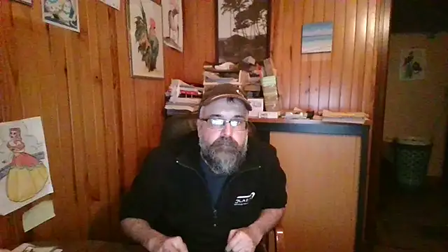 Snapshot of jim470 chatting on February 11, 5:51 pm jim470 online show from February 11, 5:51 pm