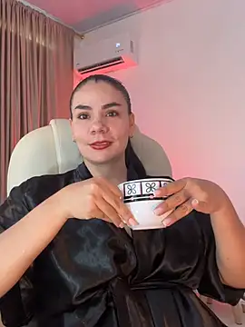 MeganDupont online show from April 1, 2:25 pm