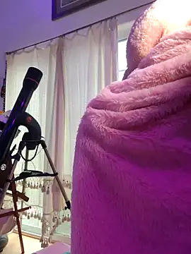 ScarletCallings420 online show from March 3, 7:17 pm