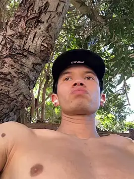 Snapshot of A_santa1 chatting on February 9, 8:13 pm A santa1 online show from February 9, 8:13 pm