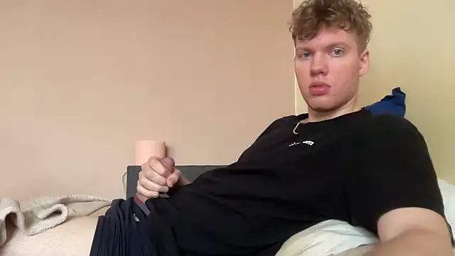 sexybooii6968 online show from March 26, 9:37 am