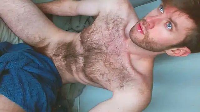 Snapshot of BlueEyedJason chatting on October 18, 10:43 pm BlueEyedJason online show from October 18, 10:43 pm