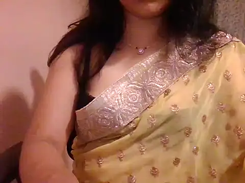 Pinky 4 online show from January 3, 4:16 pm