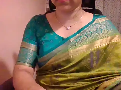 Pinky 4 online show from February 1, 1:51 pm