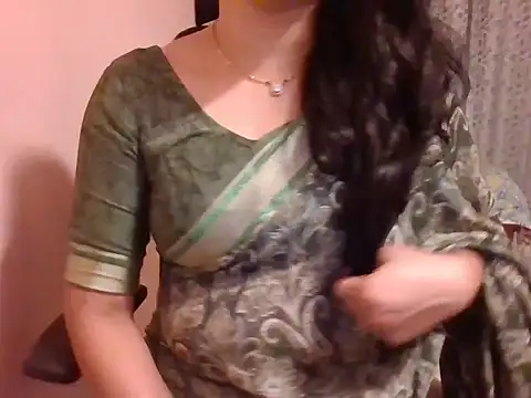 Pinky 4 online show from February 8, 1:11 am