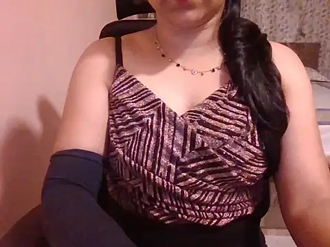 Pinky 4 online show from September 19, 4:29 pm