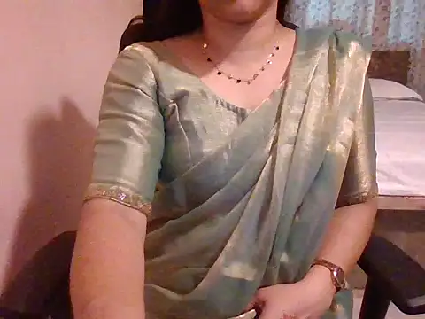 Pinky 4 online show from November 17, 11:49 am