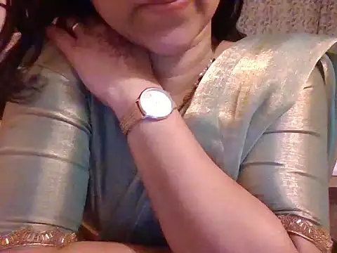 Pinky 4 online show from November 17, 11:54 pm