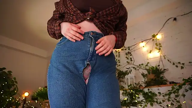 Snapshot of ScarletBlaze chatting on February 21, 6:20 pm ScarletBlaze online show from February 21, 6:20 pm