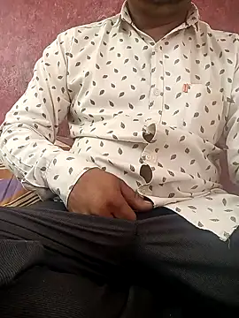 Snapshot of hornydick4you chatting on January 21, 7:47 am hornydick4you online show from January 21, 7:47 am