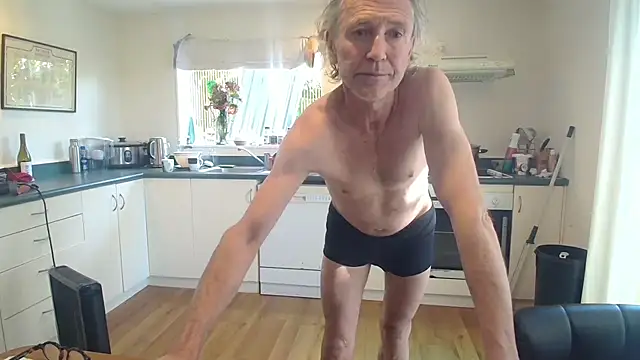 Mattsroom online show from September 30, 3:22 am