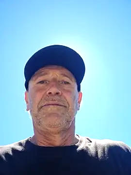 Mattsroom online show from November 20, 1:39 am