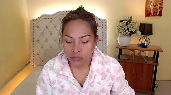 DreamLADYBOY online show from December 27, 12:39 am