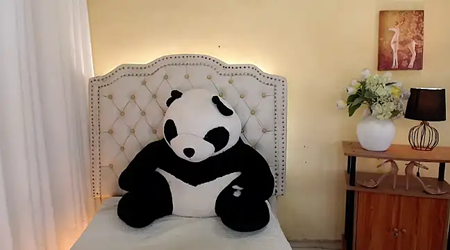 DreamLADYBOY online show from March 9, 5:22 am