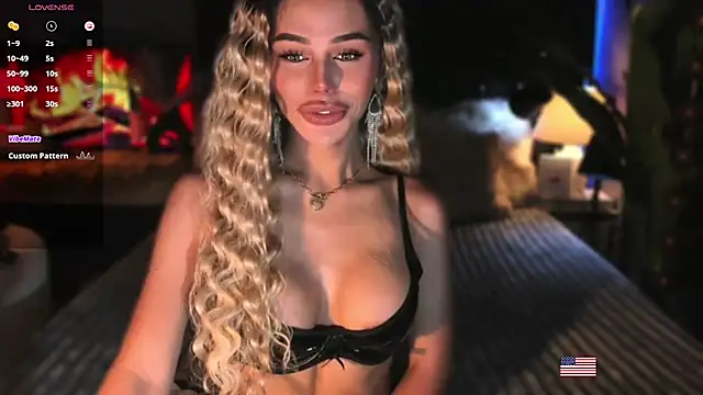 Snapshot of webcumgodess chatting on November 15, 4:14 pm webcumgodess online show from November 15, 4:14 pm