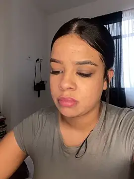 trianawhite online show from January 10, 3:48 pm