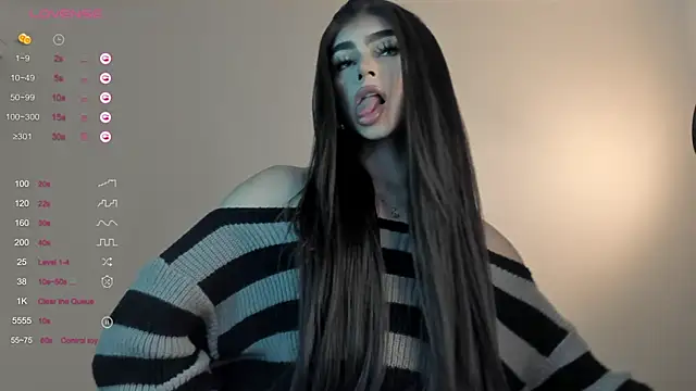 Snapshot of sweetest_bella chatting on January 16, 11:59 pm sweetest bella online show from January 16, 11:59 pm