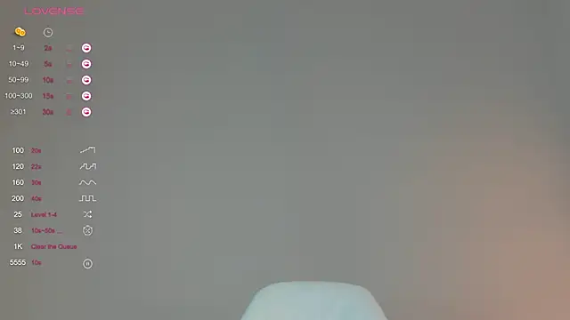 Snapshot of sweetest_bella chatting on January 30, 11:13 pm sweetest bella online show from January 30, 11:13 pm