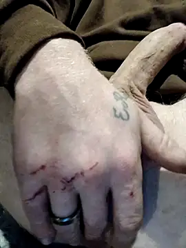 Hardon4yoursex online show from November 29, 3:20 am