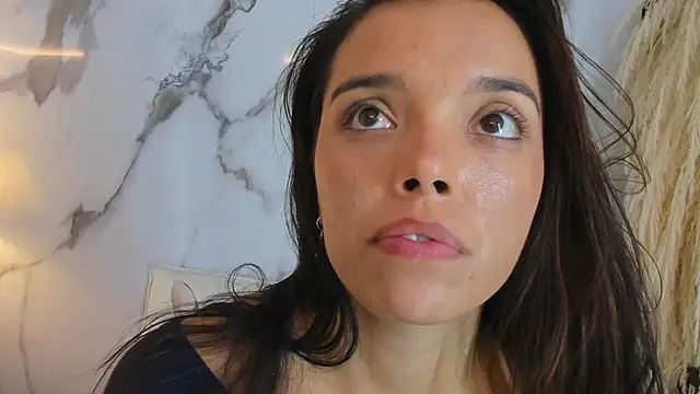 hannahill69 online show from February 19, 4:34 am