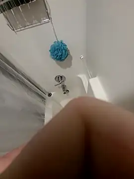 Snapshot of gdawg78 chatting on March 20, 4:18 am gdawg78 online show from March 20, 4:18 am