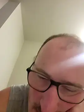 Snapshot of gdawg78 chatting on September 20, 7:31 am gdawg78 online show from September 20, 7:31 am