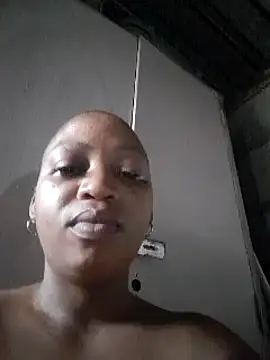 winterqueenx online show from March 9, 4:05 am