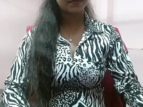 LovingPihu online show from March 17, 11:21 am