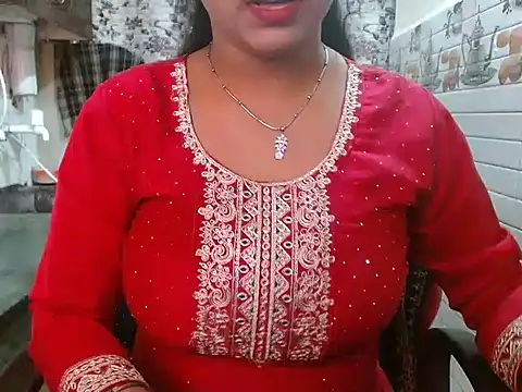 LovingPihu online show from March 8, 5:55 am