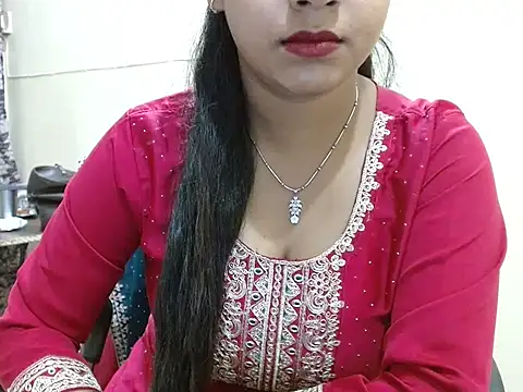 LovingPihu online show from April 10, 5:23 am