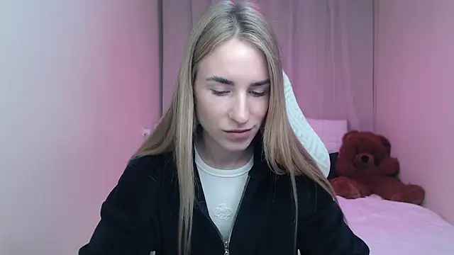 Snapshot of DeboraHorny chatting on April 25, 6:27 am DeboraHorny online show from April 25, 6:27 am